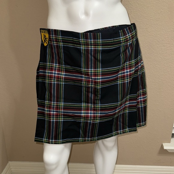 NEW WORLD CELTS WOMAN'S SPORT KILT - Picture 3 of 11